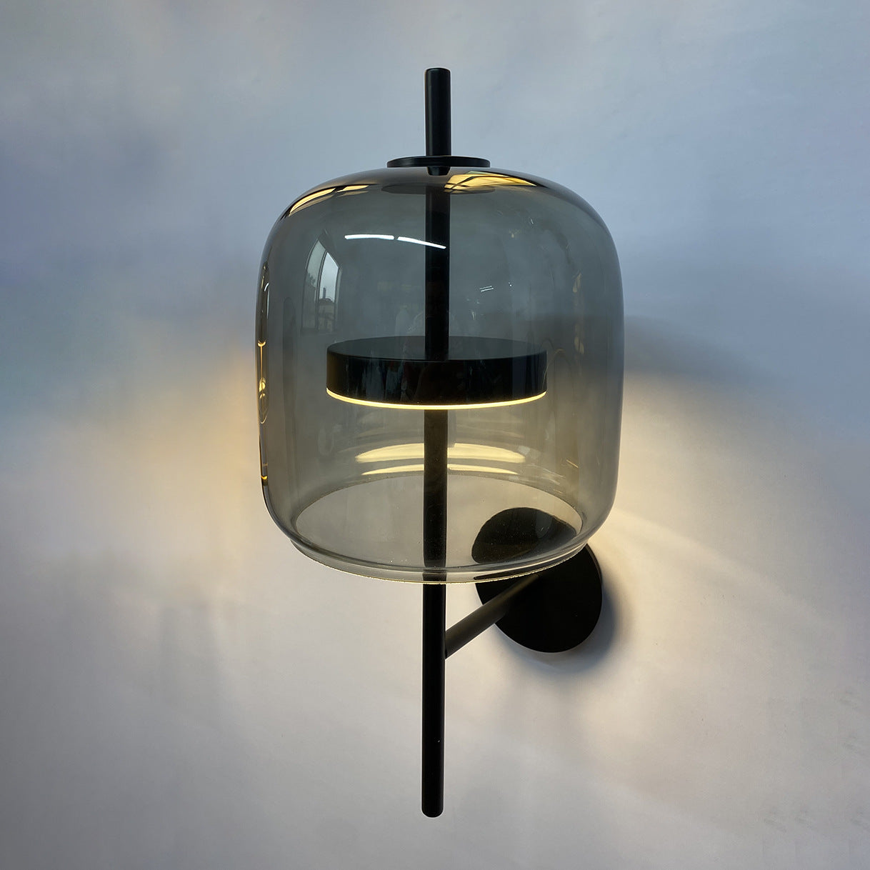 Quinn Modern Indoor Wall Lamp Metal Glass Bedroom