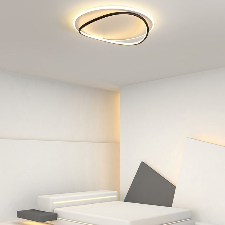 Quinn  Minimalist  Ring Modernom Flush Mount Ceiling Light