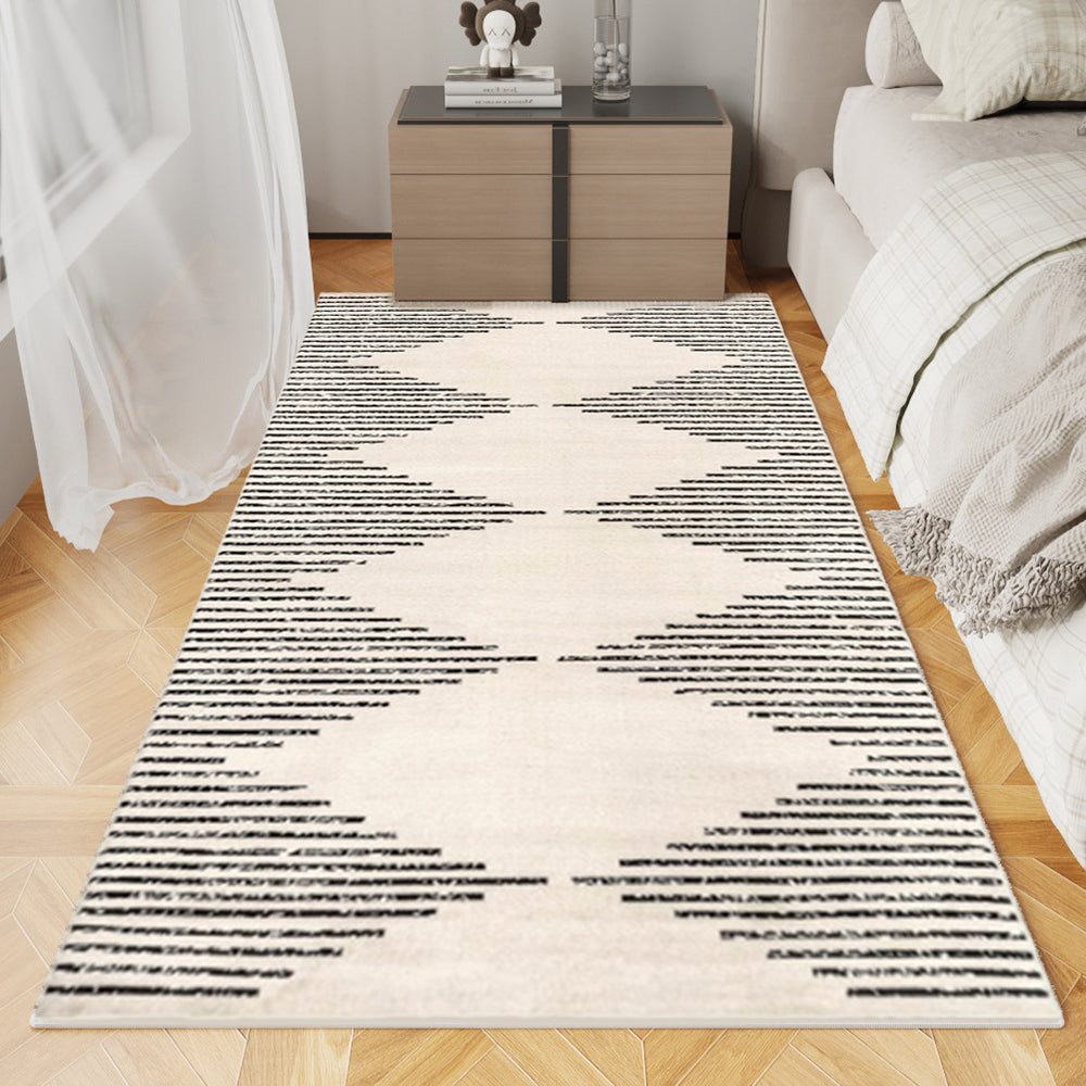 Stria Geometric Rugs