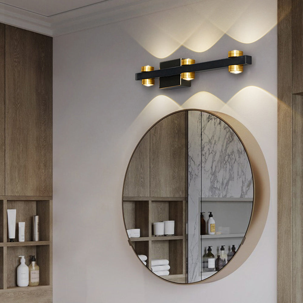 Freja Liner Simple Mirror Cascade Illumination Mirror & Wall Lamp