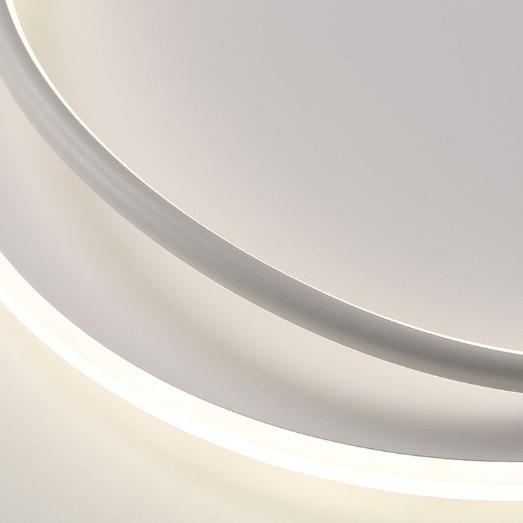 Quinn  Minimalist  Ring Modernom Flush Mount Ceiling Light