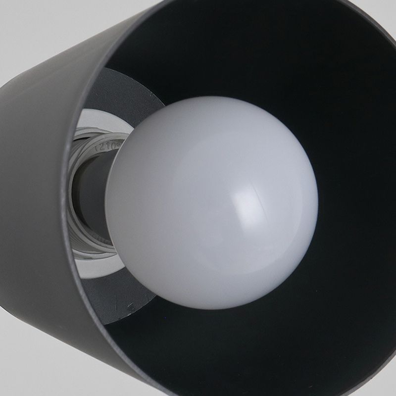 Morandi Modern Simple Floor Lamp, Metal, Black/White