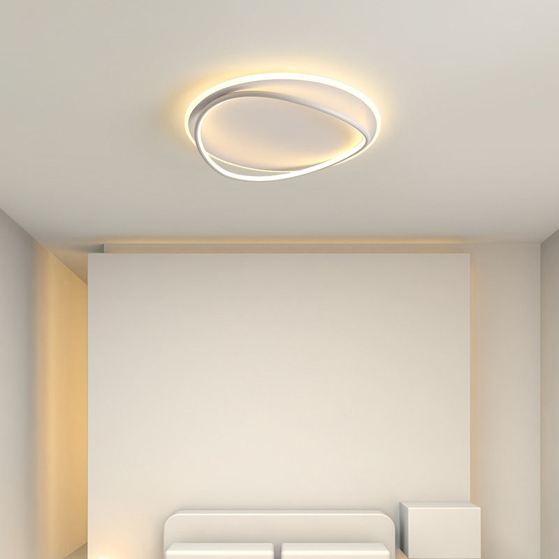 Quinn  Minimalist  Ring Modernom Flush Mount Ceiling Light