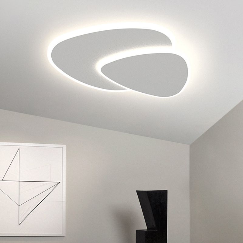 Quinn Designer Geometric Metal/Acrylic Flush Mount Ceiling Light, White